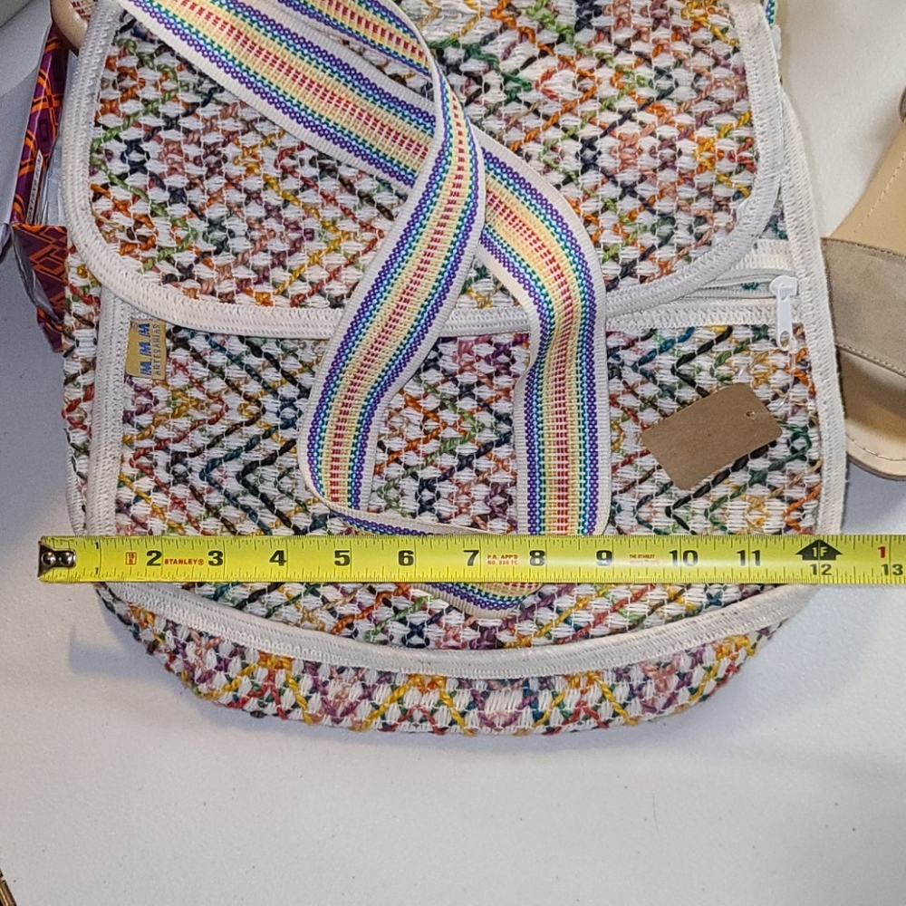 Crossbody - Picture 6 of 7